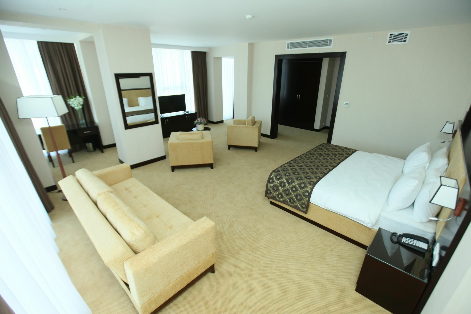 Harmony Hotel Baku Eksteriør billede